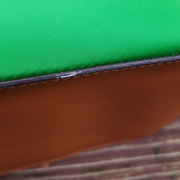 Michael Kors Green Kempton Tote Bag - Picture 15 of 15